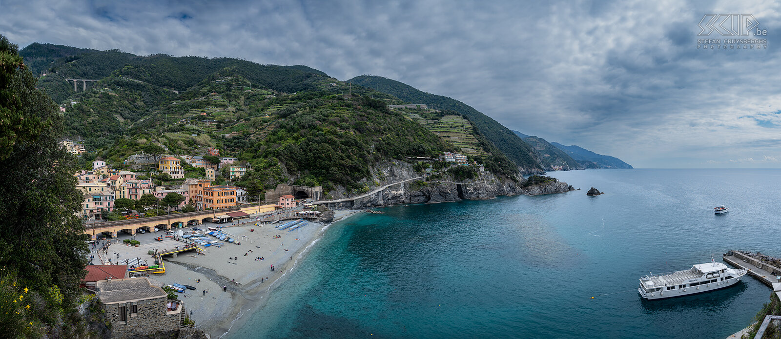 Monterosso al Mare Panorama view from Chiesa di San Francesco on top of the hill separating the old part of Monterosso from the new part.<br />
 Stefan Cruysberghs